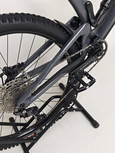 Nukeproof Giga 290 Comp Carbon 2022 / LARGE / RRP: £3,699.00 / Very Good Condition