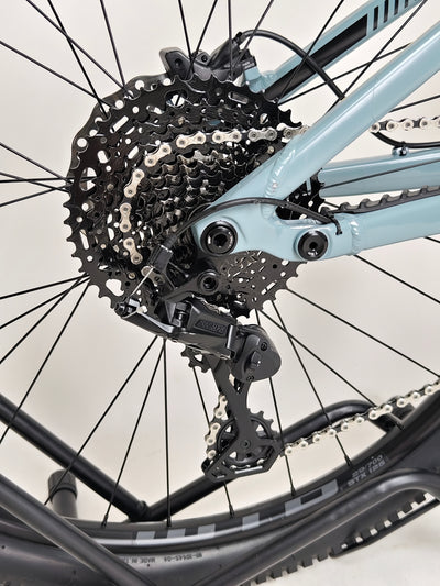 GT Sensor Sport Alloy 2024/ MEDIUM / RRP: £2,200.00 / Very Good Condition