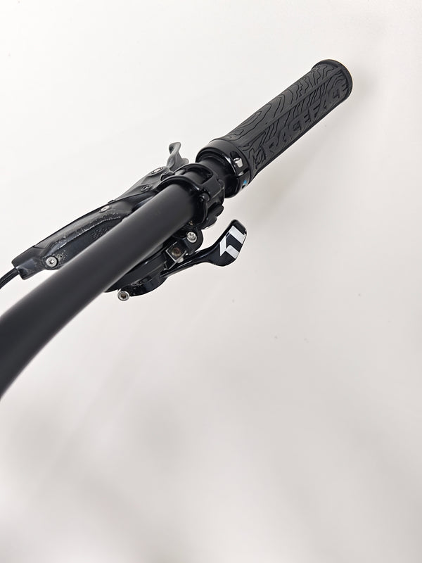 Evil Insurgent LS 27.5 Carbon / MEDIUM / Very Good Condition