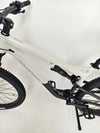 Image featuring the bike accessories included with the 2025 Boardman MTR 8.8 UPGRADED bike.