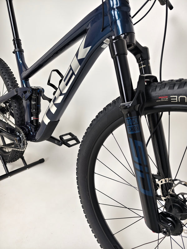 Trek Top Fuel 8 2024 Large Frame Full Suspension Bike at eMado - Image showing the internal storage and routing of the frame.