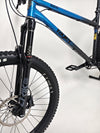 Image focusing on the dropper seat post of the Used Ragley Blue Pig Race 2022 mountain bike, available at eMado Bikes.