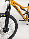 Orbea Occam H30 2023 LARGE in Very Good Condition - View of rear wheel hub and Maxxis tyres performance.