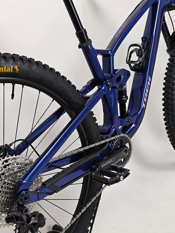 Trek Fuel EX 7 2024 Gen 6 (upgraded), M-L in Very Good Condition - showcasing the bicycle setup for riding.