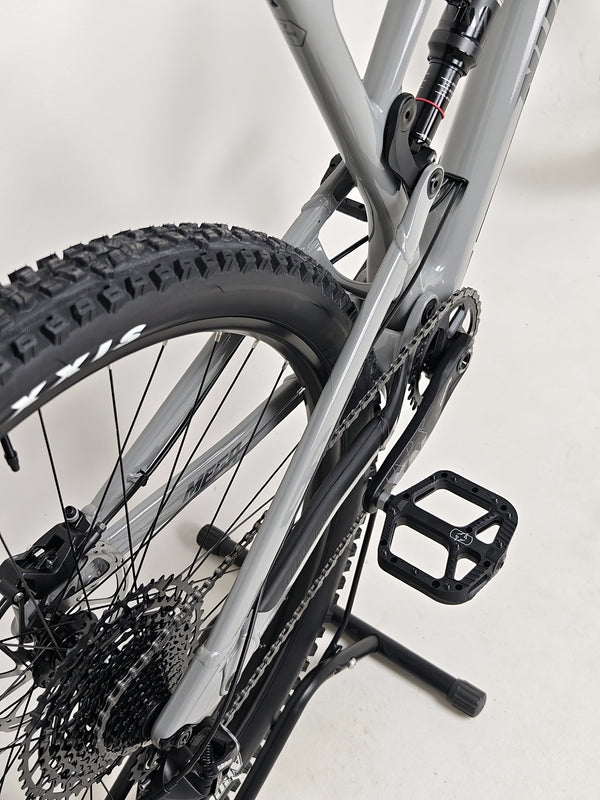 Nukeproof Mega 290 CARBON - Artistic view highlighting the sophisticated paintwork and decals.