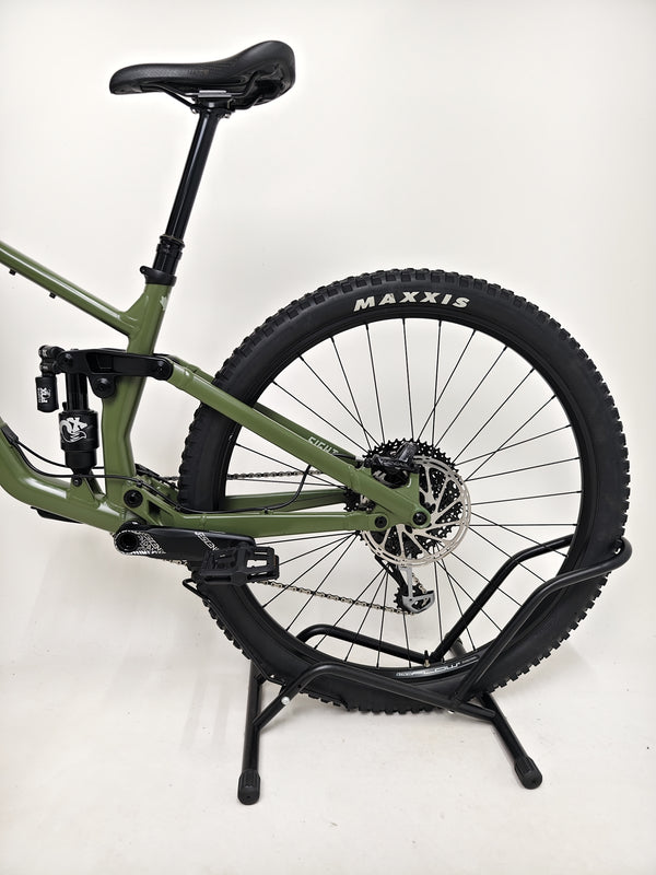 Close detail of the SRAM NX Eagle shifter setup on the Norco Sight A2 2021 mountain bike.