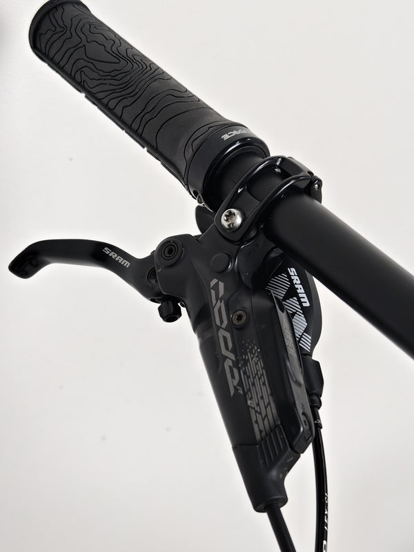 Norco Sight A2 2021 mountain bike gear setup with SRAM NX Eagle componentry, showcasing high performance.