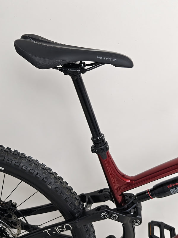 Whyte T-160 S 2025 demonstrated in seamless action during a trail ride.