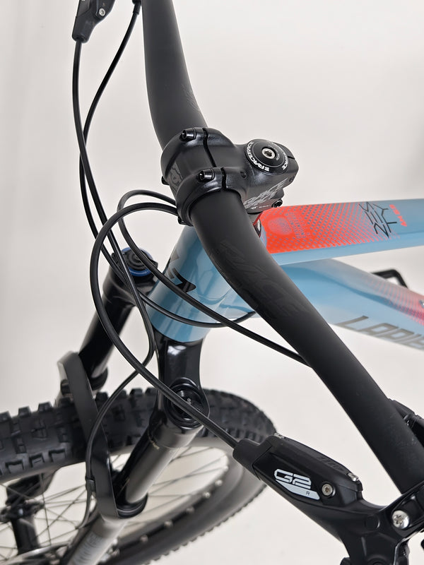 Examine the geometry of the Lapierre Zesty AM 5.9 LARGE, vital for performance analysis.