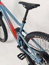 Picture of the Lapierre Zesty AM 5.9 LARGE mountain bike displayed against nature, underlining its outdoor appeal.