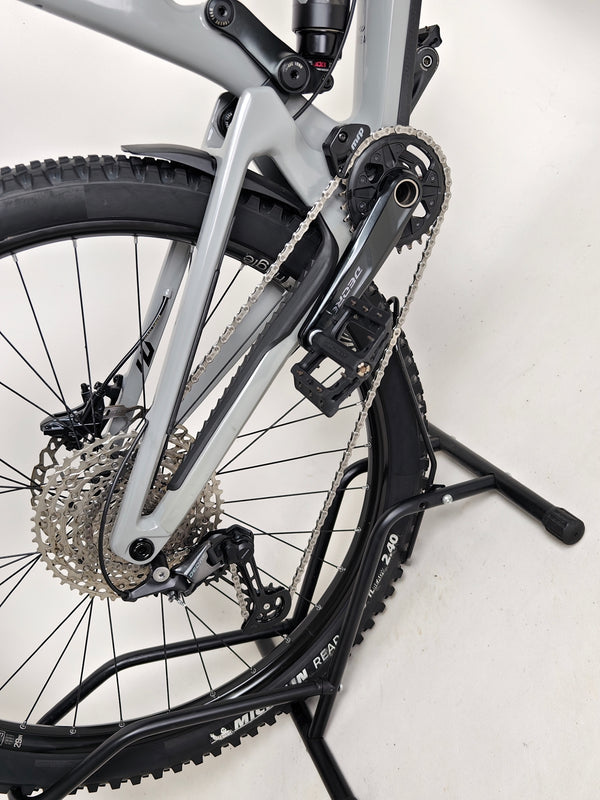 Nukeproof Giga 290 Comp Carbon 2022 bike positioned against a striking backdrop.