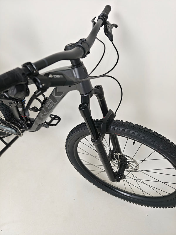 Trek Top Fuel 8 GX AXS 2024 captured on display with focus on technical features.