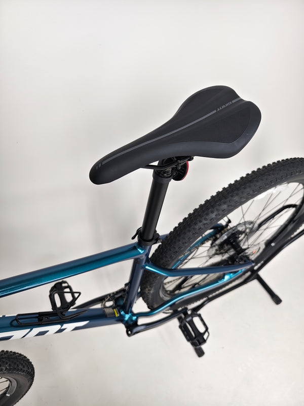 Giant XTC SLR 29 1 Mountain Bike 2024 featuring a remote lockout front suspension.