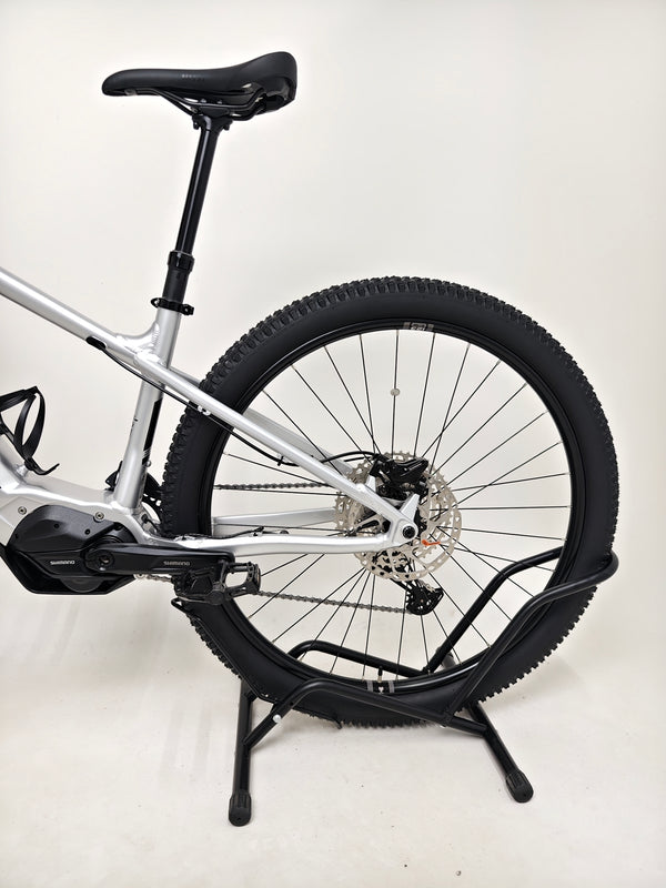 Engineered precision of RockMachine Blizz e60-29 Electric Mountain Bike components, LARGE size, RRP: £3,499.00, with just 2 miles of riding.