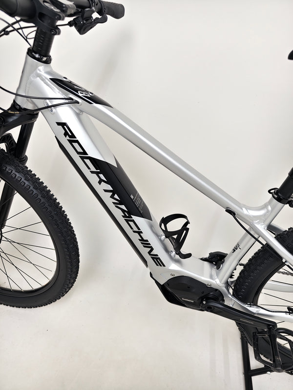 RockMachine Blizz e60-29 Electric Mountain Bike's pedal assembly, LARGE size, RRP: £3,499.00, used for a mere 2 miles.