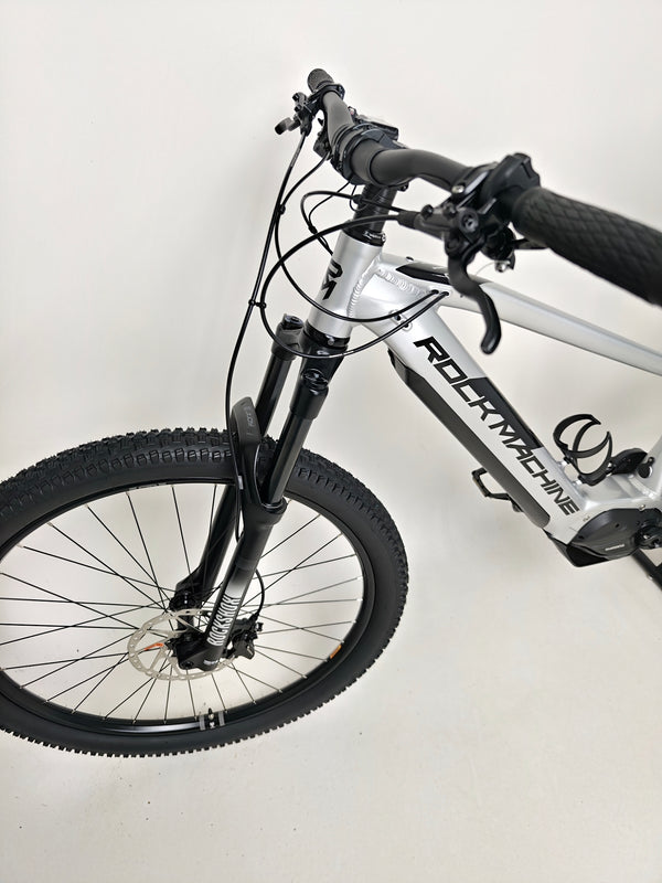 Close-up of the RockMachine Blizz e60-29 Electric Mountain Bike's compact size, LARGE size, RRP: £3,499.00, only 2 miles from new.