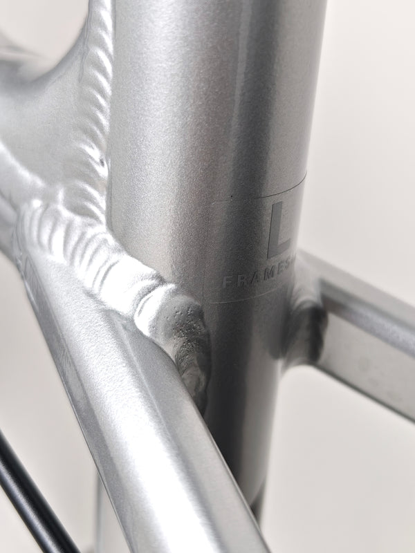 Detailed look at RockMachine Blizz e60-29 Electric Mountain Bike's gearing system, LARGE size, RRP: £3,499.00, only 2 miles used.