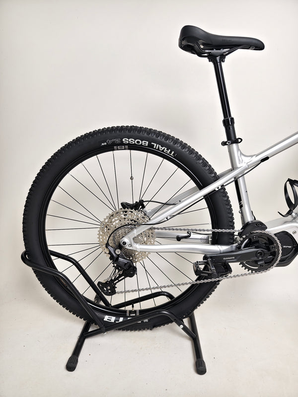 RockMachine Blizz e60-29 Electric Mountain Bike's battery integration and performance capability, LARGE size, RRP: £3,499.00, only 2 miles used.