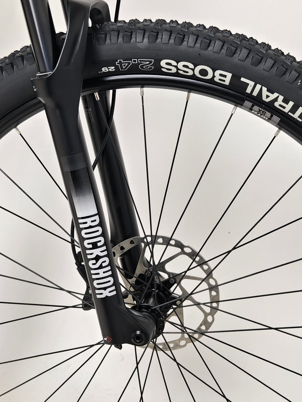 RockMachine Blizz e60-29 Electric Mountain Bike's front wheel and fork visibility, LARGE size, RRP: £3,499.00, only 2 miles on it.