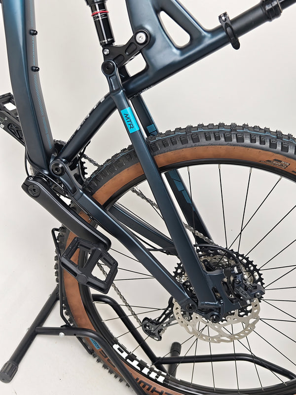 Image of the frame from a side angle showing the design of the 2023 Boardman MTR 9.0 / LARGE / LYRIK / Very Good Condition! / Our Price: £1390.00! / RRP £2,225.00.