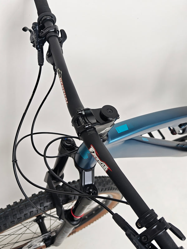 Image showing the bike displaying all components labeled on the 2023 Boardman MTR 9.0 / LARGE / LYRIK / Very Good Condition! / Our Price: £1390.00! / RRP £2,225.00.