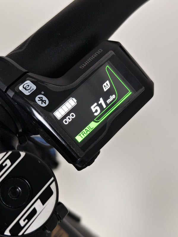 GT E Force Amp+ Full Suspension e-Bike 2024 showcasing the battery and motor, XL frame, Yari model, excellent condition with only 51 miles, priced at £2,250.