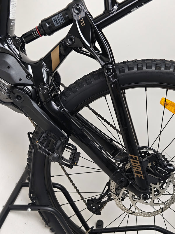 Close-up of the GT E Force Amp+ Full Suspension e-Bike 2024 rear suspension featuring the Yari model, excellent condition, 51 miles, offered at £2,250.