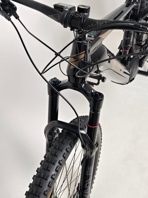 GT E Force Amp+ Full Suspension e-Bike 2024 emphasizing key specifications and performance aspects, in excellent condition, XL, only 51 miles, for £2,250.