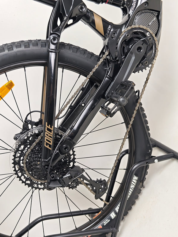 GT E Force Amp+ Full Suspension e-Bike 2024 showing front suspension fork details, Yari model, in excellent condition, only 51 miles, price £2,250.