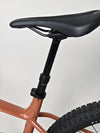 Close-up shot of Specialized Fuse Sport 27.5 2023 LARGE Dropper bike seat post, in excellent condition, our Price: £930.00.