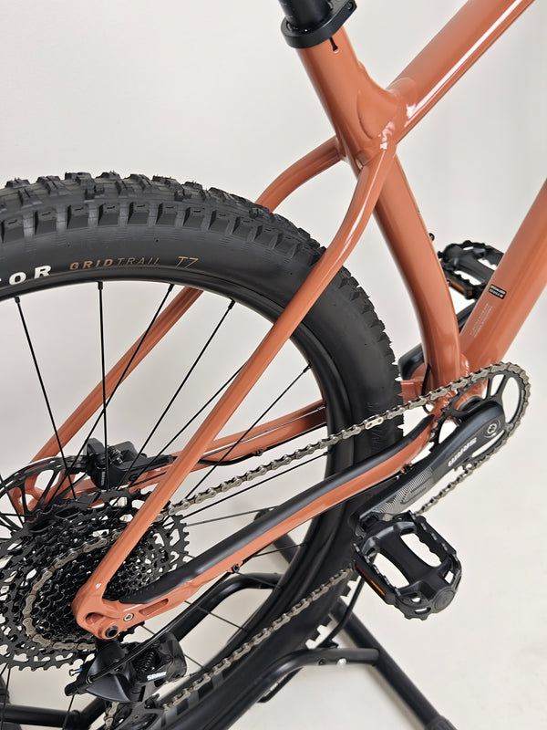 Specialized Fuse Sport 27.5 2023 LARGE Dropper mountain bike displayed in natural setting, our Price: £930.00.