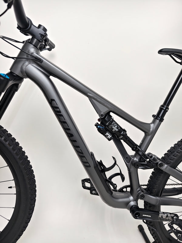 Crankset detail of Specialized Stumpjumper EVO Comp Alloy 29 2024, in Very Good Condition, available for £3,200.00.