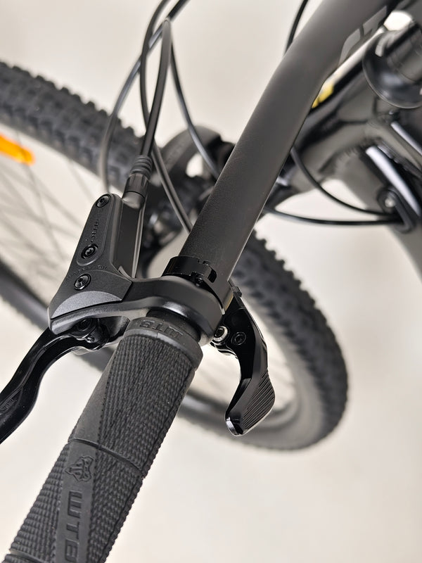 Profile of the GT Zaskar FS Sport 2024 emphasizing its overall performance capabilities.