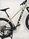Full view of Trek ROSCOE 9 2024 Mountain Bike in a scenic location, Excellent Condition, Medium size, RRP: £1,850.00, now available for £1,090.00 with Fast Delivery at eMado.
