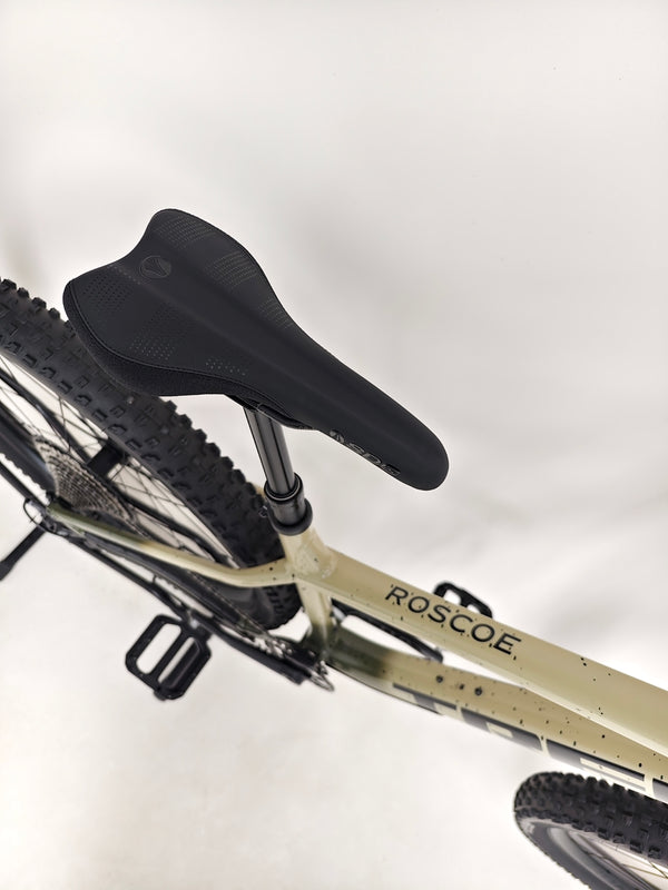 Trek ROSCOE 9 2024 Mountain Bike in the wild, showcasing its benefits, Excellent Condition, Medium size, RRP: £1,850.00, available for £1,090.00 at eMado.