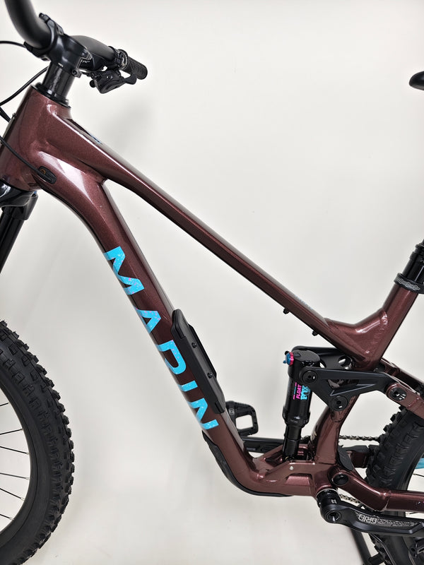 Marin Alpine Trail 1 2025 viewed from a low angle, showing its high spec features in excellent condition. LARGE size available for £3,099.00, special price £1,720.00 with FREE Delivery!