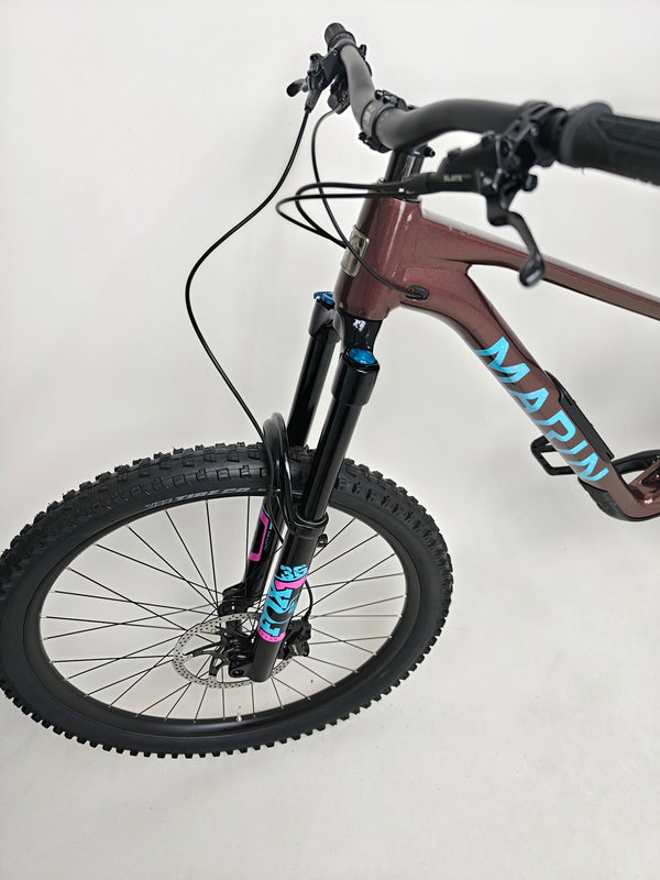 Marin Alpine Trail 1 2025 mountain bike in excellent condition, LARGE frame depicted on a rugged path. RRP: £3,099.00, sale price £1,720.00 with FREE Delivery!