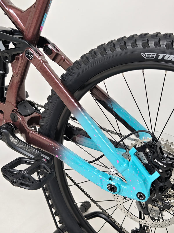 Low-angle view of Marin Alpine Trail 1 2025 in excellent condition, LARGE size. RRP: £3,099.00, special offer price £1,720.00 including FREE Delivery!
