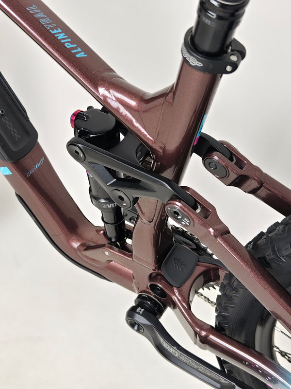 Marin Alpine Trail 1 2025 captured within its environment, showcasing its excellent condition, LARGE size. RRP: £3,099.00, special price of £1,720.00 including FREE Delivery!
