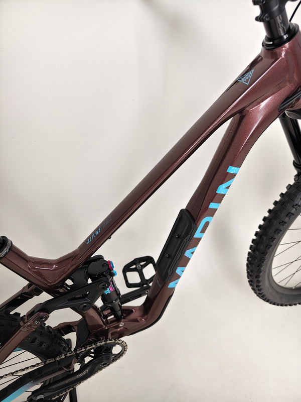 Close-up view of Marin Alpine Trail 1 2025's frame details in excellent condition, LARGE size. RRP: £3,099.00, special offer at £1,720.00 with FREE Delivery!
