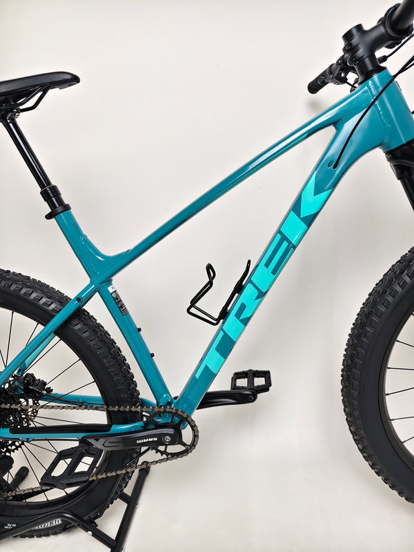 Detailed image of Trek ROSCOE 7 2021's TranzX dropper seatpost, highlighting features, XL size, RRP: £1,150, on sale for £590.