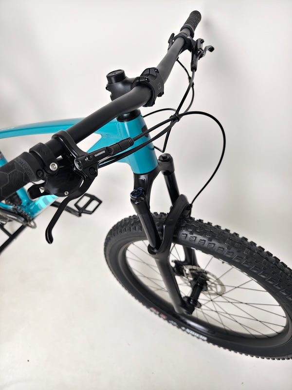 Trek ROSCOE 7 2021 mountain bike in excellent condition, showing off its construction, XL size, now offered at £590.