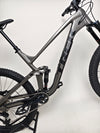 Overhead view of Trek Slash 7 Gen 5, X-LARGE variant with Lyrik fork, and SLX components, original RRP: £2,775.00, now only £1,760.00 with free fast delivery included.