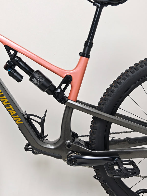 Image showcasing the 4-piston hydraulic brakes on the Rocky Mountain Altitude Carbon 70 2022, available at £2,590.00 with free UK delivery.