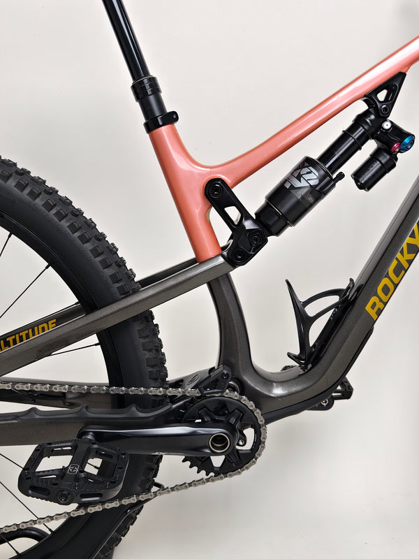 Camera angle focusing on the quality of the Rocky Mountain Altitude Carbon 70 2022 bike on display for £2,590.00 with free UK delivery.