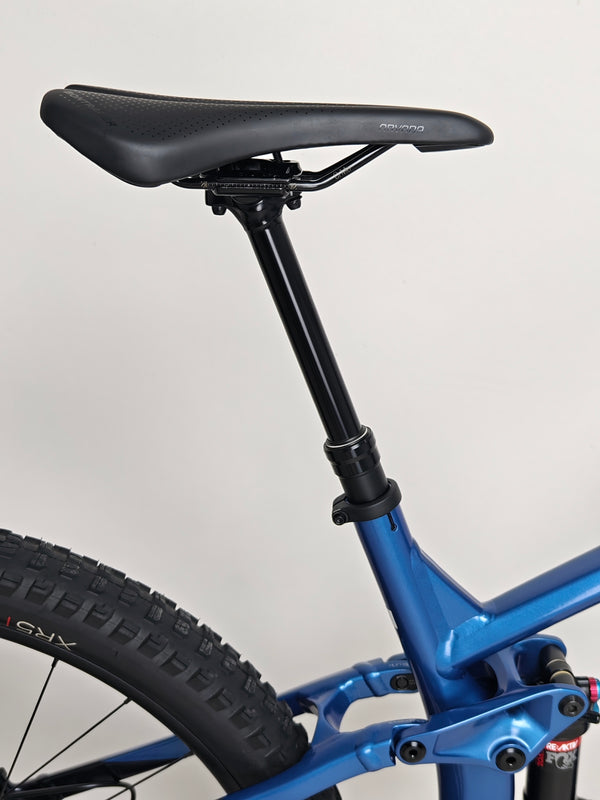 Trek Fuel EX 8 XT 2022 mountain bike bottom bracket detail, LARGE frame, FOX technology, Excellent Condition, £1,720.00 at eMado Bikes!