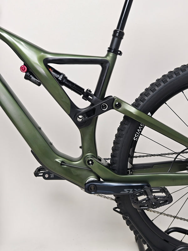 Orbea Rallon M20 Carbon 2021/ LARGE / FOX 38 / RRP: £4,259.00 / Very Good Condition! drivetrain cover and rear linkage close-up