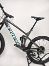 Trek Remedy 8 2023 LARGE — frame decals and Olive Green colour detail