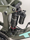 Trek Remedy 8 2023 LARGE — cockpit and internal cable routing overview
