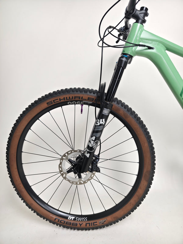 Canyon Neuron 7 Full Suspension Bike setup in an outdoor location, showcasing Large size and features in Very Good Condition.